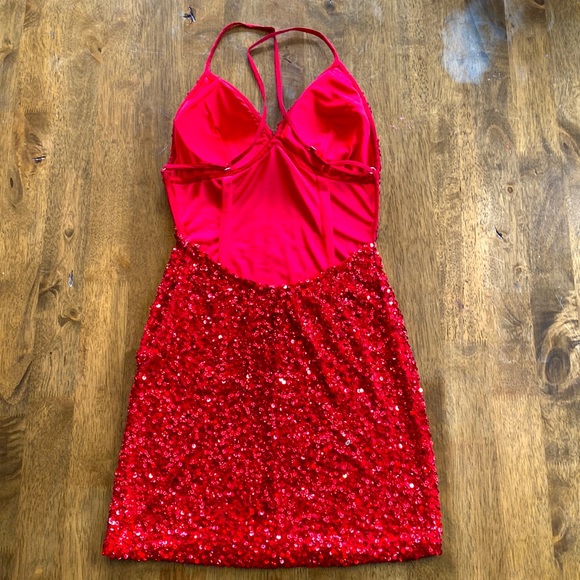 SCALA Formal RED Sequence Dress Size 00 - Picture 5 of 8